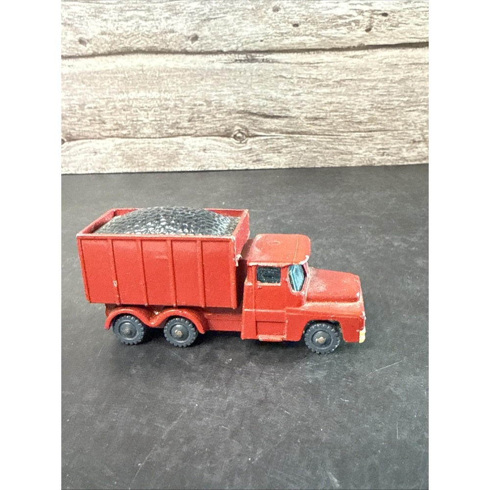 Vintage 1965 Husky Red Guy Warrior Coal Dump Truck Made In Great Britian Toy